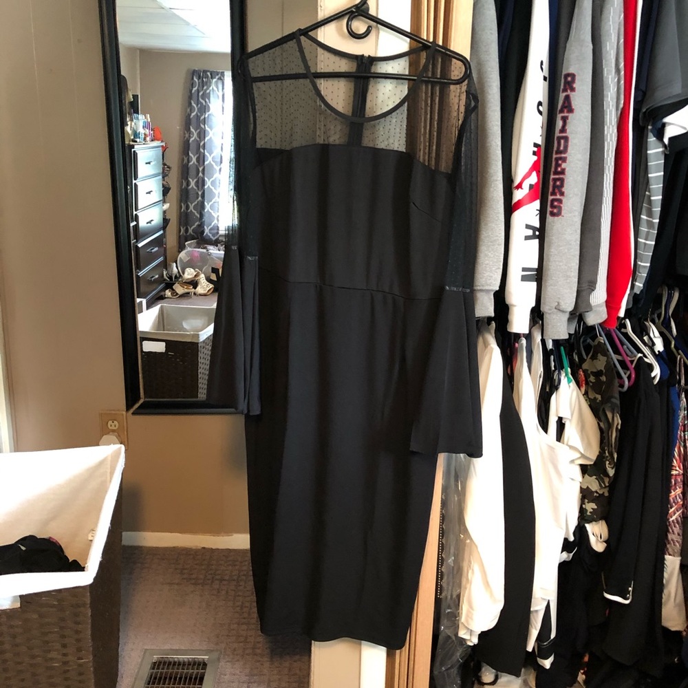 Women’s dress